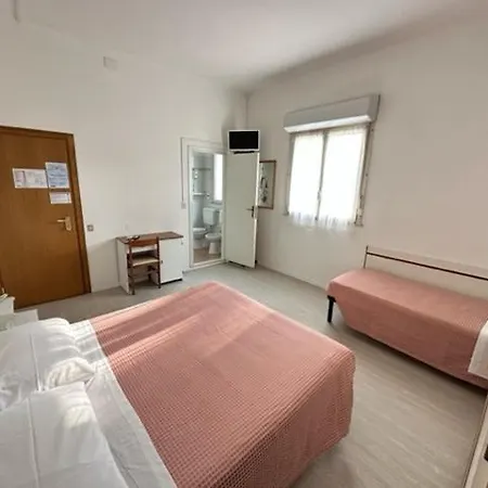 Fiorenza Hotel 2*