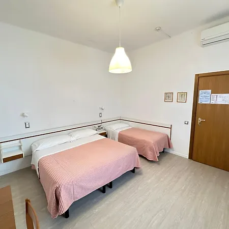 Fiorenza Hotel 2*